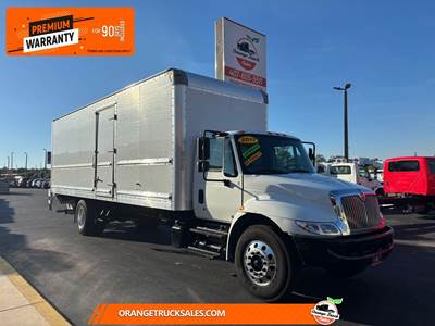 International DuraStar 4300 26 ft Box Truck - 25999HP, Automatic, Roll up Door, Liftgate