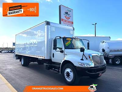 International MV 26 ft Box Truck - 240HP, Automatic, Liftgate