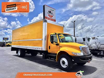 International MV 26 ft Box Truck - 220HP, Automatic
