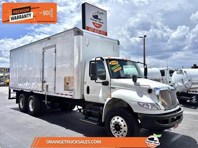 International MV 26 ft Box Truck - 270HP, Automatic