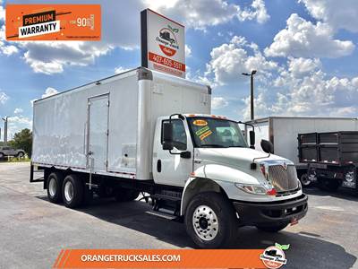 International MV 26 ft Box Truck - 270HP, Automatic