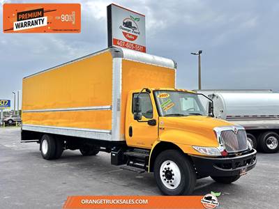 International MV 26 ft Box Truck - Automatic