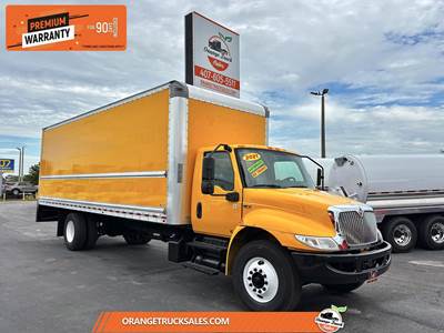 International MV Box Truck - Automatic