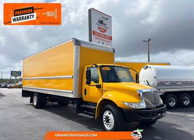 International MV 26 ft Box Truck - 220HP, Automatic, Liftgate