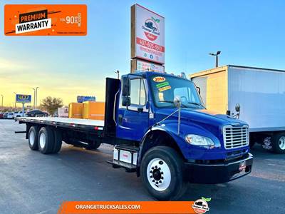 Freightliner M2 106 Tandem Axle 28 ft Flatbed Truck - 330HP, Automatic