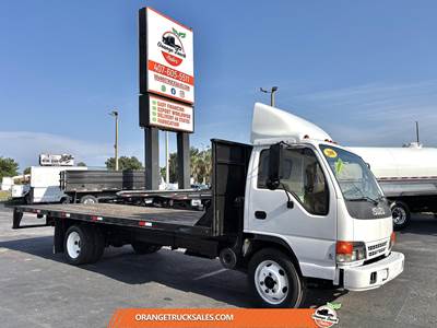 Isuzu NRR 20 ft Flatbed Truck - Automatic