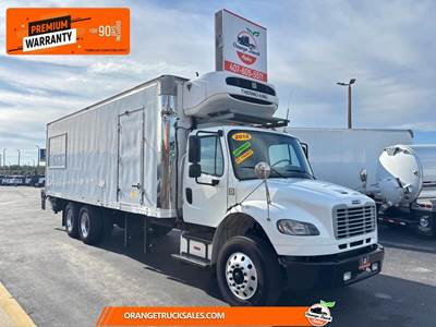 Freightliner M2 106 26 ft Refrigerated Truck - 260HP, Automatic, Thermo King, Liftgate