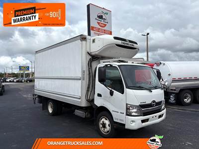 Hino 195 26 ft Refrigerated Truck - 210HP, Automatic, Thermo King, Liftgate