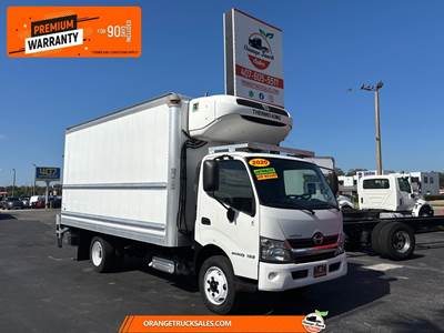 Hino 195 26 ft Refrigerated Truck - 210HP, Automatic, Thermo King, Liftgate