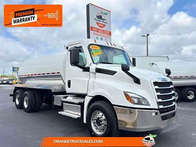 Freightliner Cascadia 116 Tandem Axle Sewer / Septic Truck - Detroit, 525HP, Automatic
