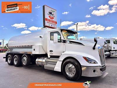 Kenworth T680 Tandem Axle Vacuum Truck - Paccar, Automatic