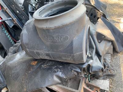 Peterbilt 587 Air Cleaner / Air Filter Housing