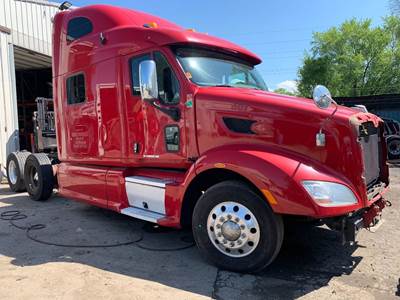 Peterbilt 587 Cab Assembly