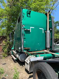 Meritor-Rockwell RD22145 Front Differential for a 2005 Freightliner Columbia 120