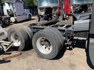 Meritor-Rockwell RT40-145 Rear Differential for a 2011 International PROSTAR