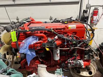 Cummins X15 Engine - 450 HP