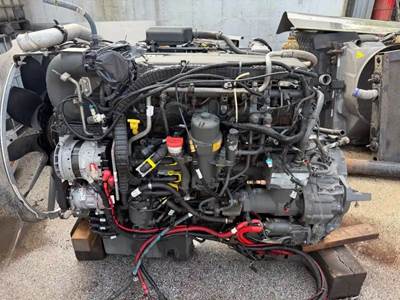 Paccar MX-13 Engine - 455 HP