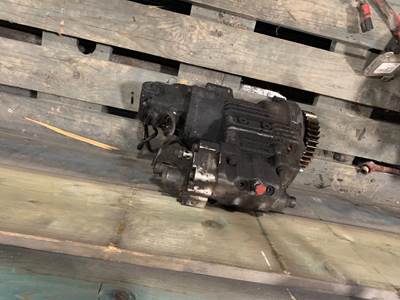 Cummins ISX15 Fuel Gear Pump for a 2013 Peterbilt