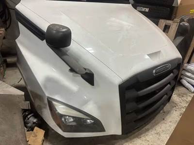 Freightliner Cascadia 126 Hood