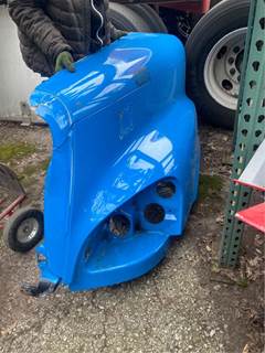 Freightliner Cascadia Hood