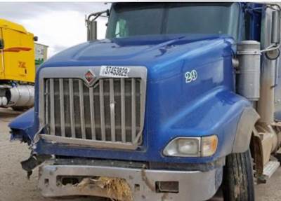 International 5900i Hood