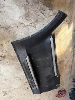 Peterbilt 579 Left Tank Fairing