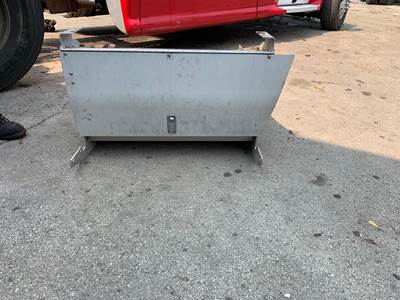Peterbilt 587 Tool Box