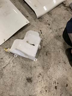 Mack Pinnacle CXU613 Windshield Washer Reservoir for a 2010 Mack CXU613