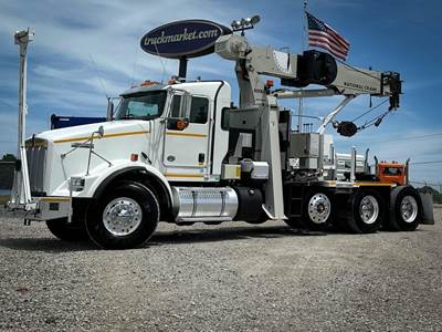 Kenworth T800 Crane Truck - 2022 National 600E2 Crane, 18 Spd