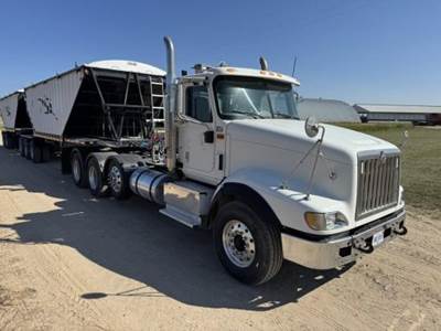 International Paystar 5900 Tri Axle Day Cab Truck - Cummins 500HP, 18 Speed Automatic