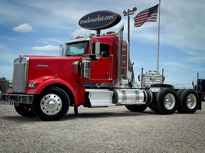 Kenworth W900L Day Cab Truck - Cummins 505HP, 13 Speed Manual