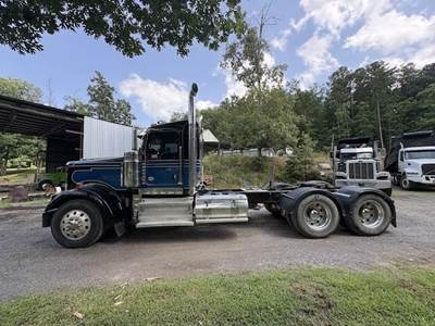 Kenworth W900L Day Cab Truck - Cummins 500HP, 18 Speed Manual