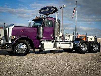 Peterbilt 389 Day Cab Truck - Caterpillar 550HP, 18 Speed Manual