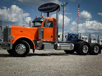 Peterbilt 389 Day Cab Truck - Detroit 500HP, 13 Speed Manual
