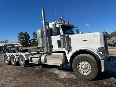 Peterbilt 389 Tri Axle Day Cab Truck - Cummins 605HP, 18 Speed Manual