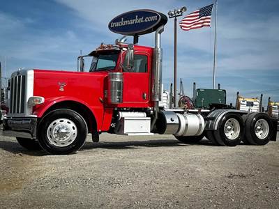 Peterbilt 389 Day Cab Truck - Cummins 450HP, 10 Speed Manual