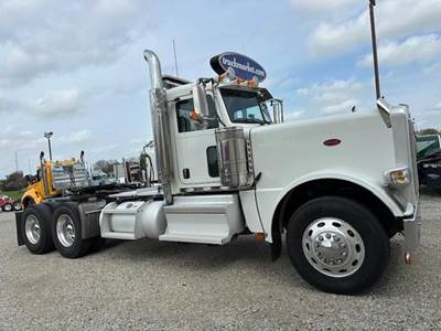 Peterbilt 389 Day Cab Truck - Cummins 500HP, 13 Speed Manual