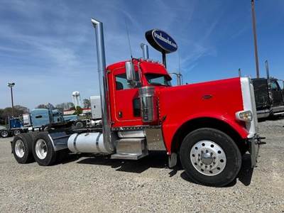 Peterbilt 389 Day Cab Truck - Caterpillar 550HP, 13 Speed Manual