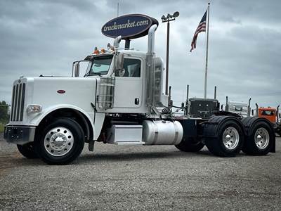 Peterbilt 389 Day Cab Truck - Cummins 500HP, 18 Speed Manual