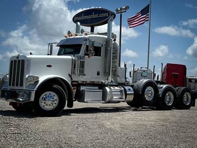 Peterbilt 389 Tri Axle Day Cab Truck - Cummins 565HP, 18 Speed Manual