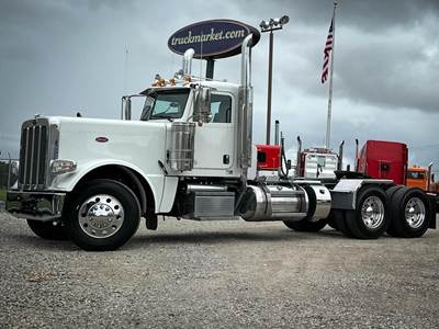 Peterbilt 389 Day Cab Truck - Cummins 565HP, 18 Speed Manual