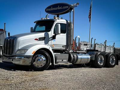 Peterbilt 579 Day Cab Truck - Cummins 450HP, 10 Speed Manual