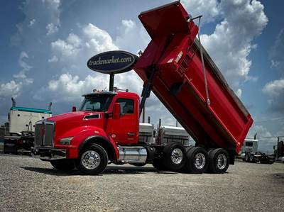 Kenworth T880 Tri Axle Dump Truck - Cummins 500HP, Automatic