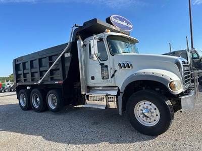 Mack Granite GU713 Tri Axle Dump Truck - MP7 425HP, Automatic