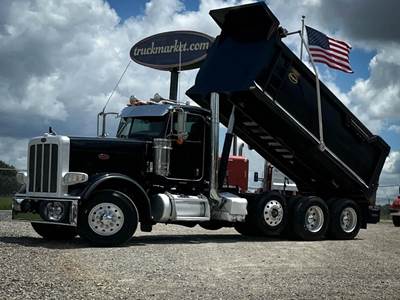 Peterbilt 389 Tri Axle Dump Truck - Detroit 500HP, 8Ll Manual