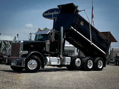 Peterbilt 389 Tri Axle Dump Truck - Detroit 500HP, 8Ll Manual