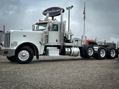 Peterbilt 389 Tri Axle Oil Field Truck - Cummins, 550HP, 18 Speed Manual