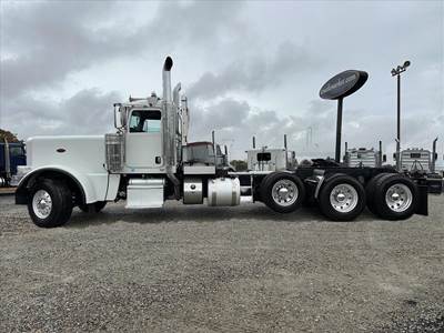 Peterbilt 389 Tri Axle Oil Field Truck - Cummins, 550HP, 18 Speed Manual
