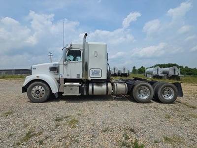 Freightliner Coronado 132 Sleeper Semi Truck - Flat Top Sleeper, Detroit 505HP, 10 Speed Manual