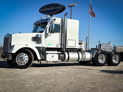Freightliner Coronado 132 Sleeper Semi Truck - Flat Top Sleeper, Detroit 505HP, 10 Speed Manual